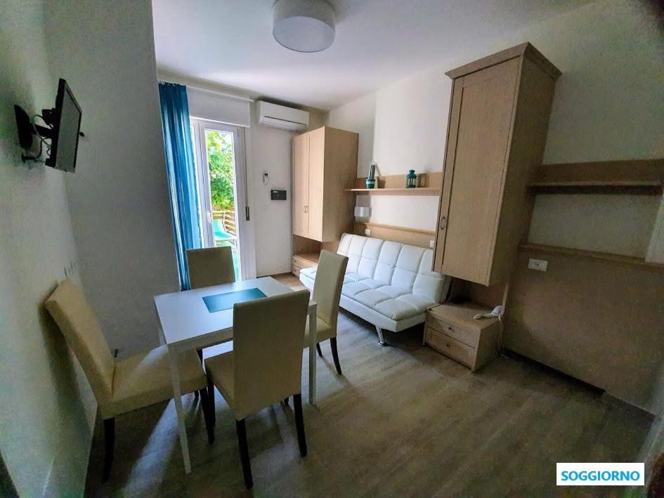 B&B Airone Cervia - Camere E Appartamenti מראה חיצוני תמונה