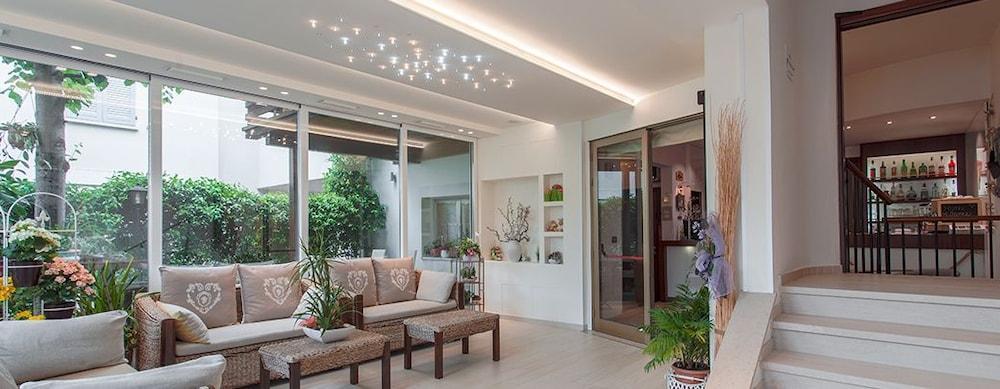 B&B Airone Cervia - Camere E Appartamenti מראה חיצוני תמונה