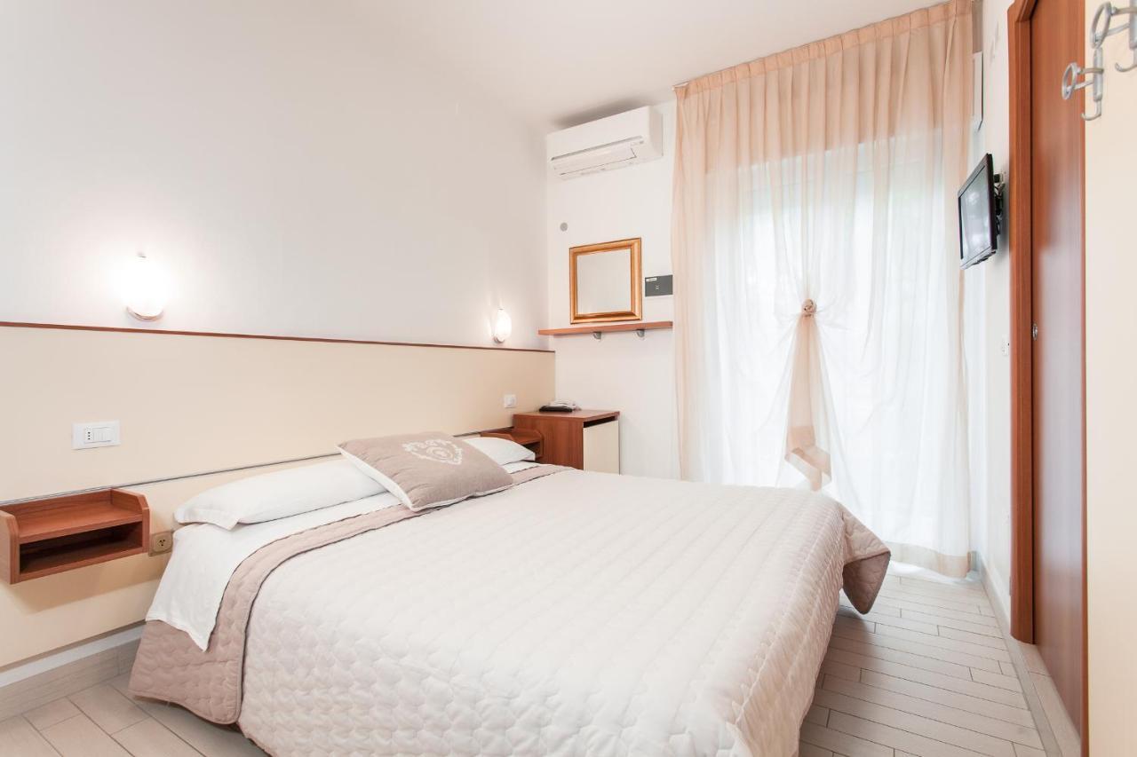 B&B Airone Cervia - Camere E Appartamenti מראה חיצוני תמונה