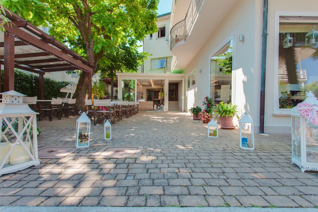 B&B Airone Cervia - Camere E Appartamenti מראה חיצוני תמונה