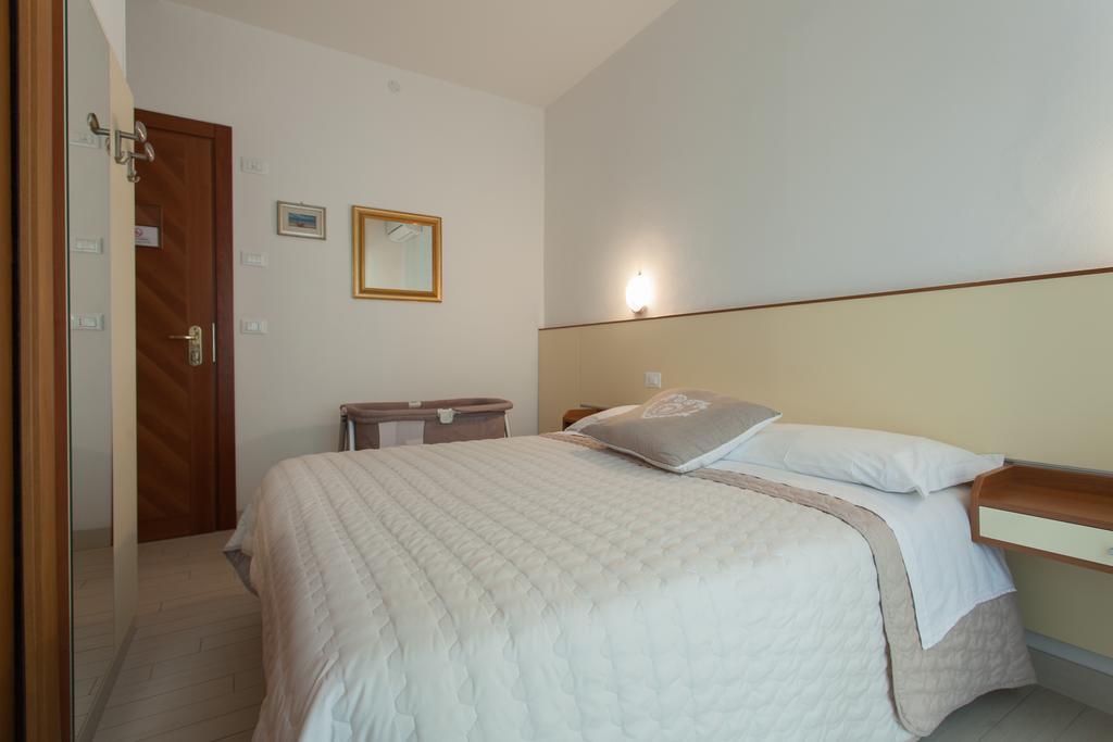 B&B Airone Cervia - Camere E Appartamenti מראה חיצוני תמונה