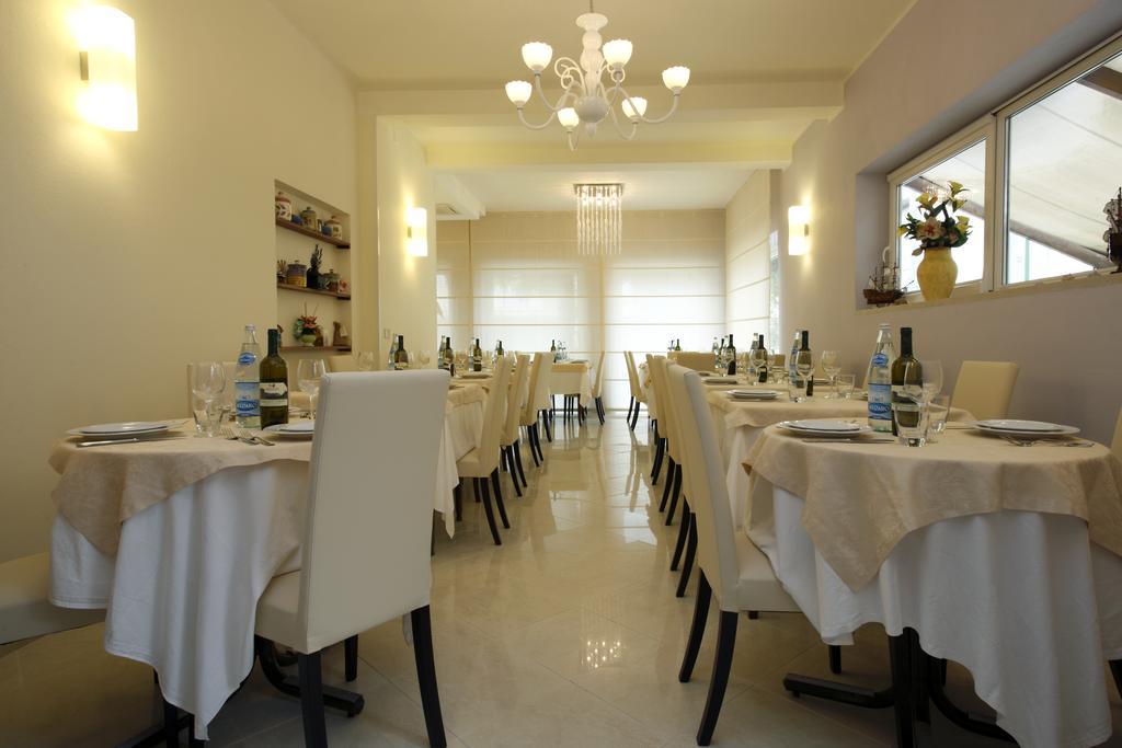 B&B Airone Cervia - Camere E Appartamenti מראה חיצוני תמונה